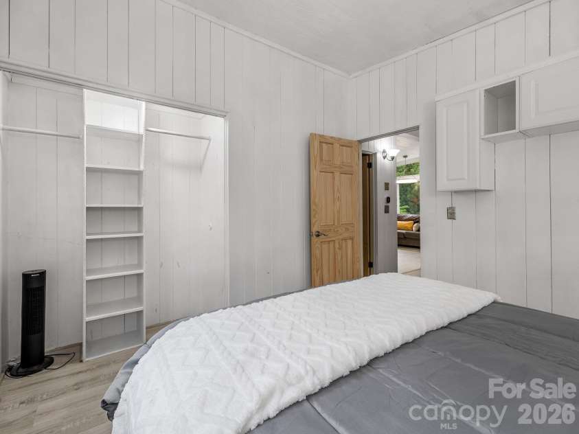 41 Red Bird Road, Tryon, NC 28782.  MLS# CAR4394801, YatesRealty ID 31763. 