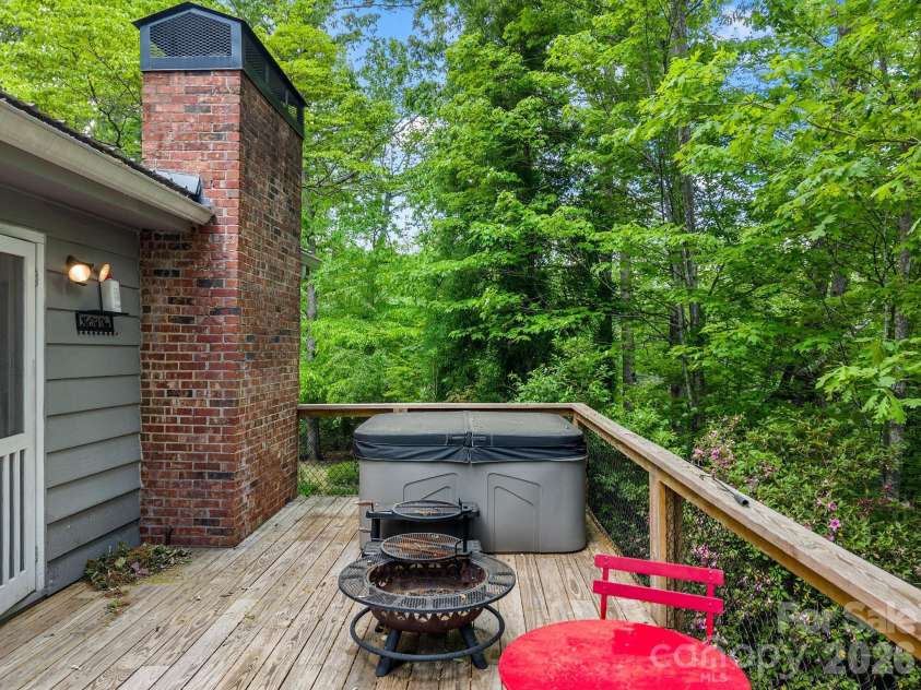 41 Red Bird Road, Tryon, NC 28782.  MLS# CAR4394801, YatesRealty ID 31763. 