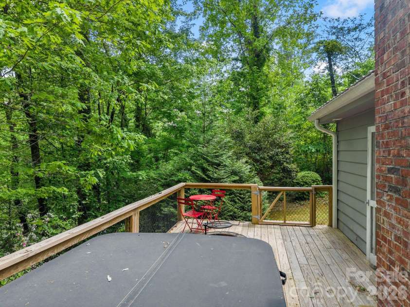 41 Red Bird Road, Tryon, NC 28782.  MLS# CAR4394801, YatesRealty ID 31763. 