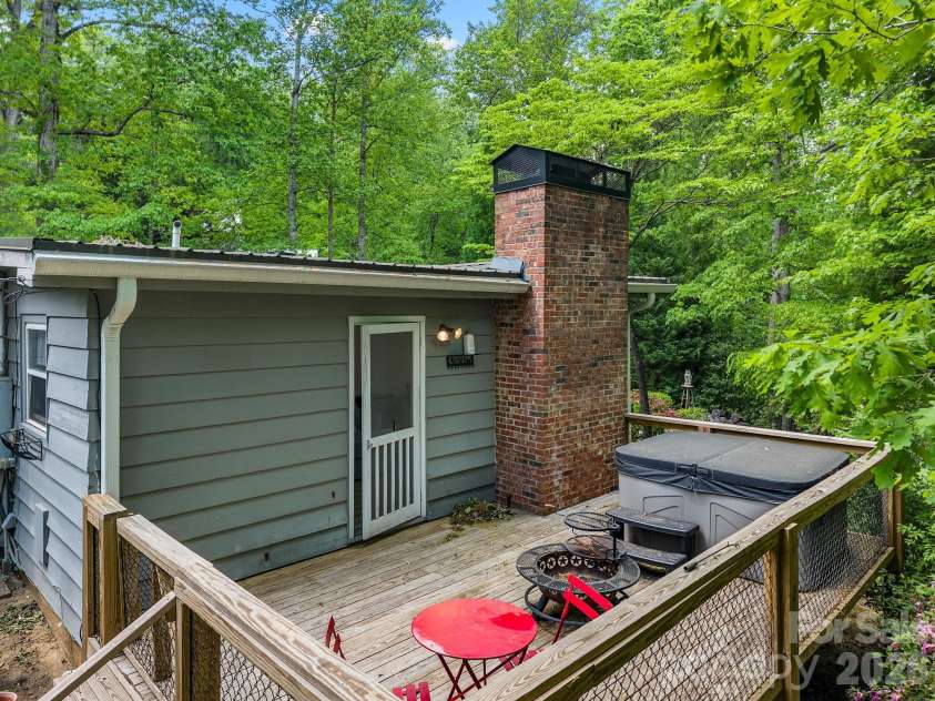41 Red Bird Road, Tryon, NC 28782.  MLS# CAR4394801, YatesRealty ID 31763. 