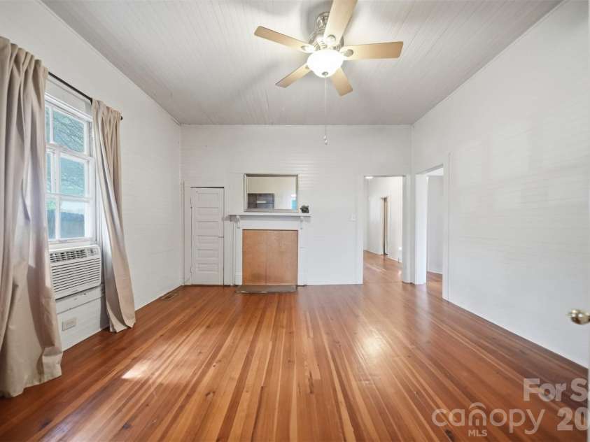 25 Central Avenue, Granite Falls, NC 28630.  MLS# CAR4394659, YatesRealty ID 31764. 