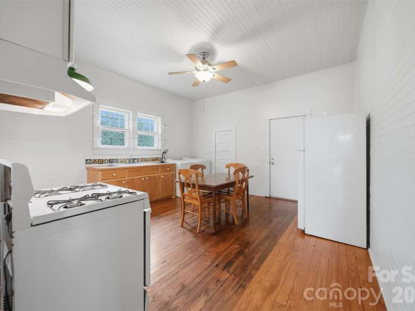 25 Central Avenue, Granite Falls, NC 28630.  MLS# CAR4394659, YatesRealty ID 31764. 