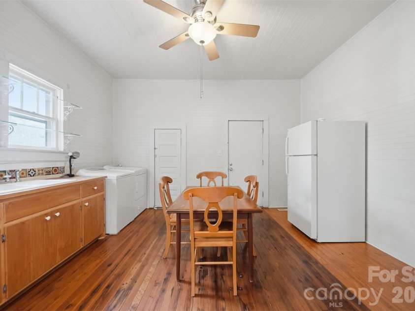 25 Central Avenue, Granite Falls, NC 28630.  MLS# CAR4394659, YatesRealty ID 31764. 