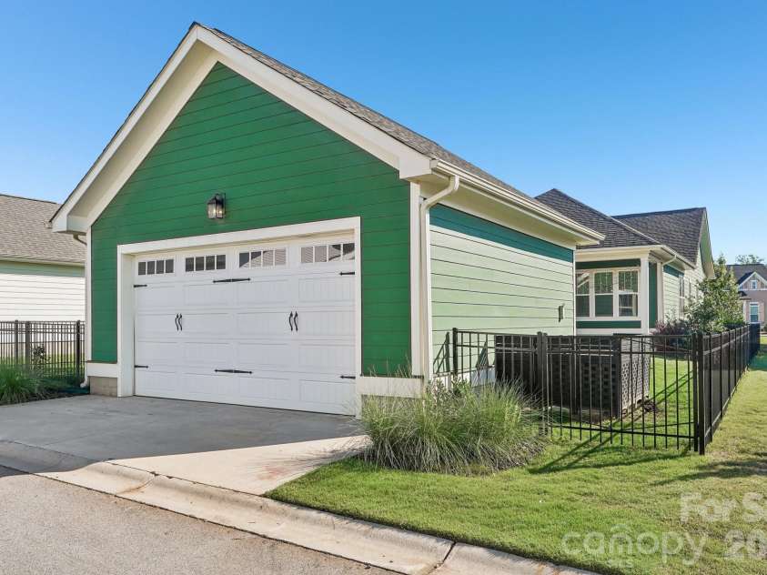 212 Aquinas Way, Rock Hill, SC 29730.  MLS# CAR4393494, YatesRealty ID 31765. 
