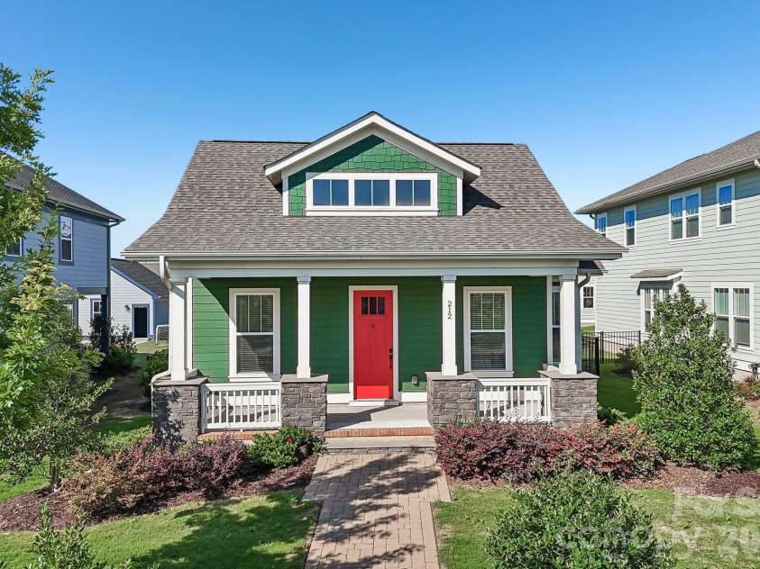 212 Aquinas Way, Rock Hill, SC 29730.  MLS# CAR4393494, YatesRealty ID 31765. 