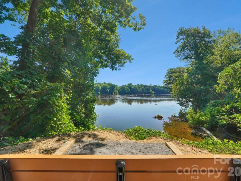 212 Aquinas Way, Rock Hill, SC 29730.  MLS# CAR4393494, YatesRealty ID 31765. 