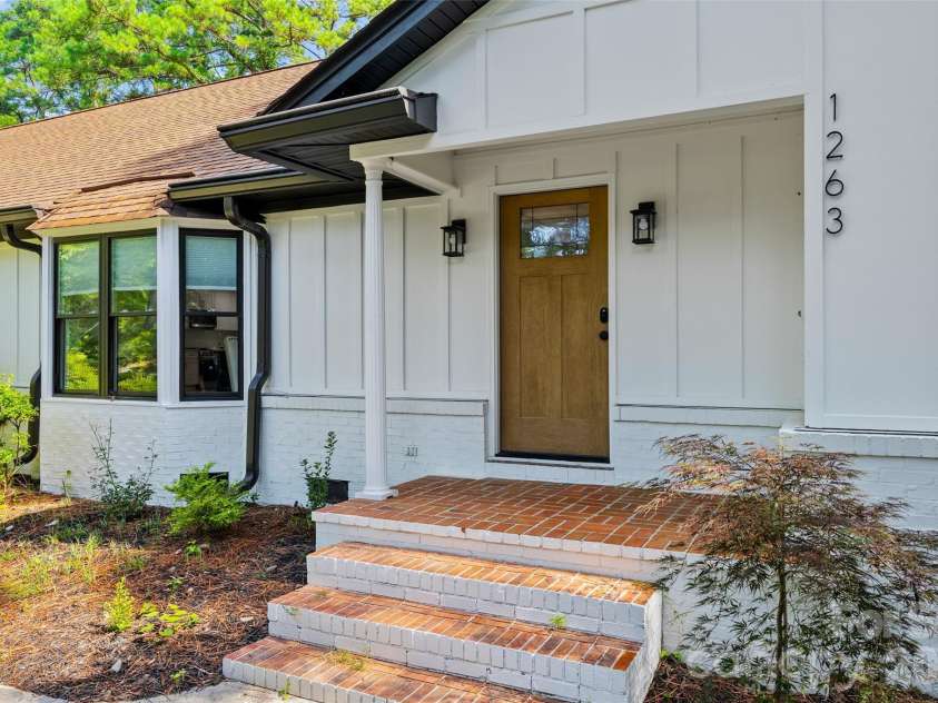 1263 Wendy Road, Rock Hill, SC 29732.  MLS# CAR4384169, YatesRealty ID 31766. 