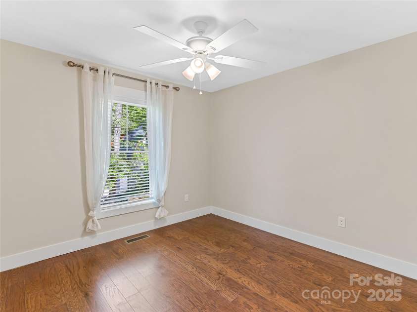 29 Farm Pond Lane, Candler, NC 28715.  MLS# CAR4258742, YatesRealty ID 31766. Bonus room with closet