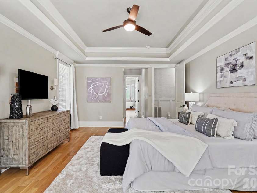 5129 Watermead Lane, Belmont, NC 28012.  MLS# CAR4384748, YatesRealty ID 31767. 1st Floor Master