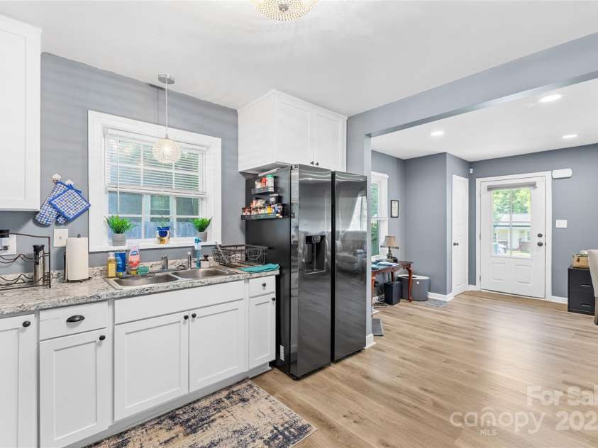 411 Belvedere Circle, Kings Mountain, NC 28086.  MLS# CAR4269942, YatesRealty ID 31768. 