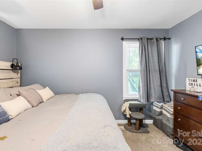 411 Belvedere Circle, Kings Mountain, NC 28086.  MLS# CAR4269942, YatesRealty ID 31768. 