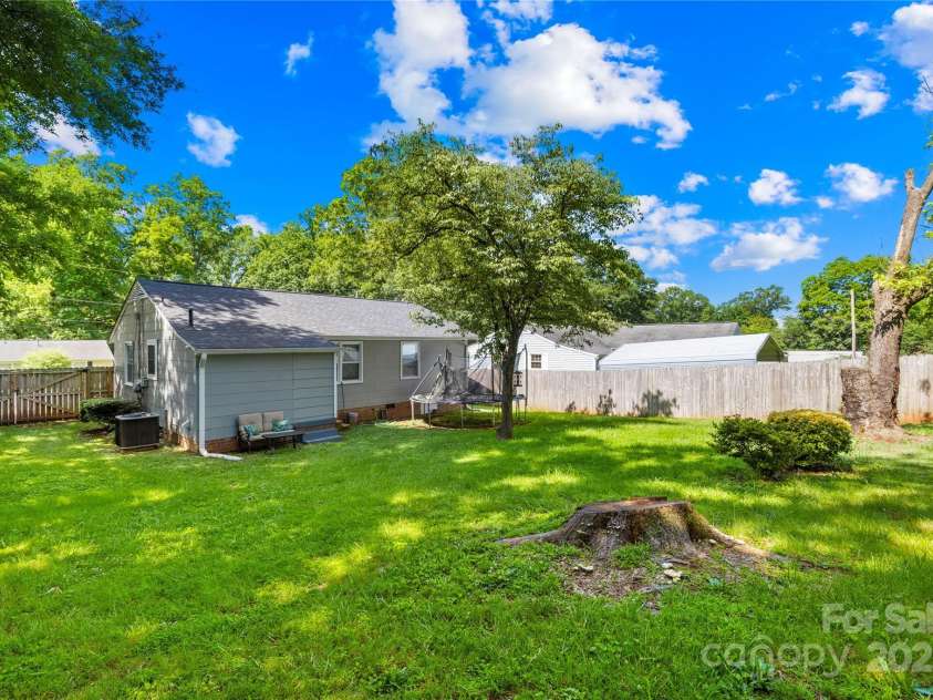 411 Belvedere Circle, Kings Mountain, NC 28086.  MLS# CAR4269942, YatesRealty ID 31768. 