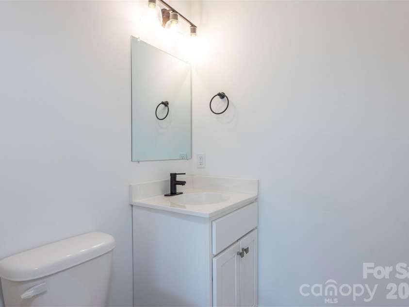 6 Berry Crest Lane, Arden, NC 28704.  MLS# CAR4391347, YatesRealty ID 31768. Half bath for bonus room