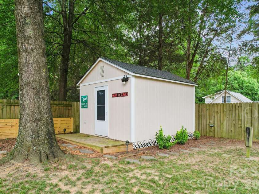 1438 Piney Church Road, Concord, NC 28025.  MLS# CAR4393410, YatesRealty ID 31769. 