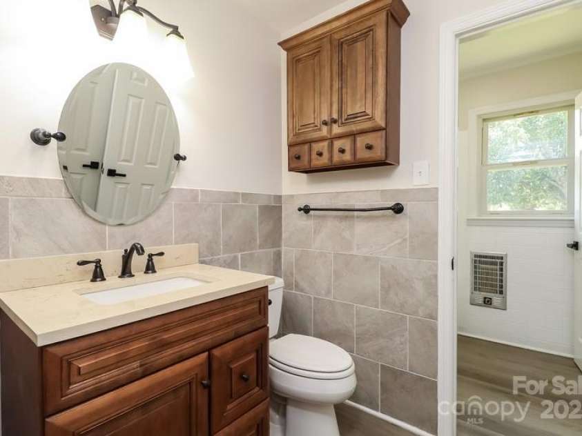 2366 Old Field Road, Gastonia, NC 28056.  MLS# CAR4284046, YatesRealty ID 31769. 