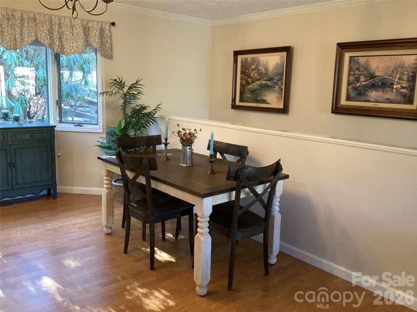 31 Rhododendron Road, Black Mountain, NC 28711.  MLS# CAR4354874, YatesRealty ID 3177. 
