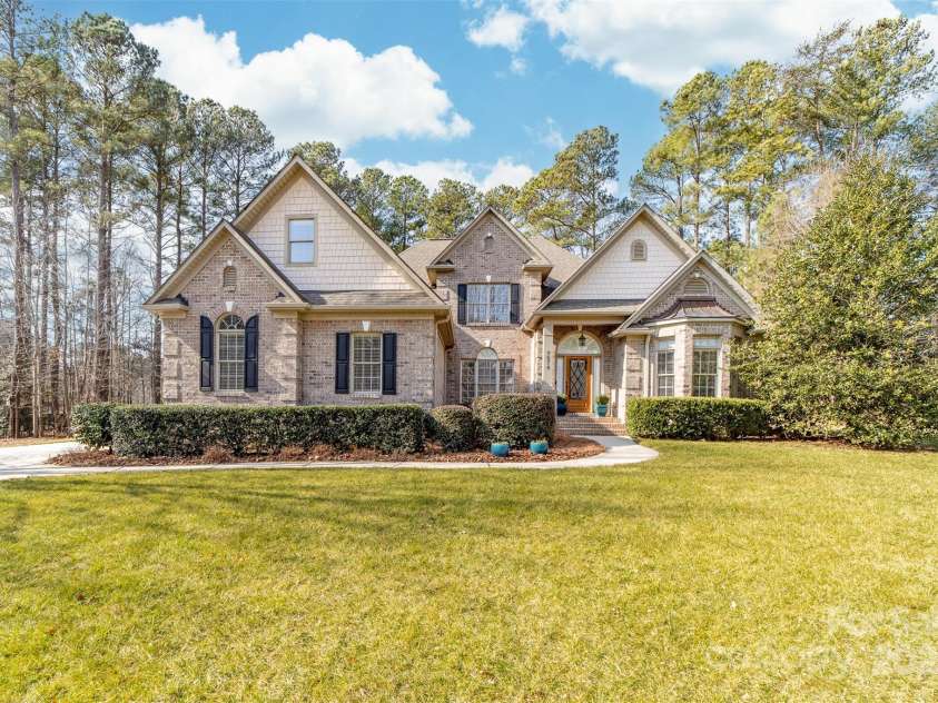 7674 Bermuda Hills Lane, Denver, NC 28037.  MLS# CAR4222010, YatesRealty ID 3177. 