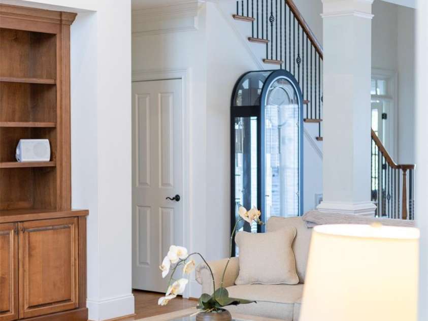 7674 Bermuda Hills Lane, Denver, NC 28037.  MLS# CAR4222010, YatesRealty ID 3177. Great Room with cathedral ceiling