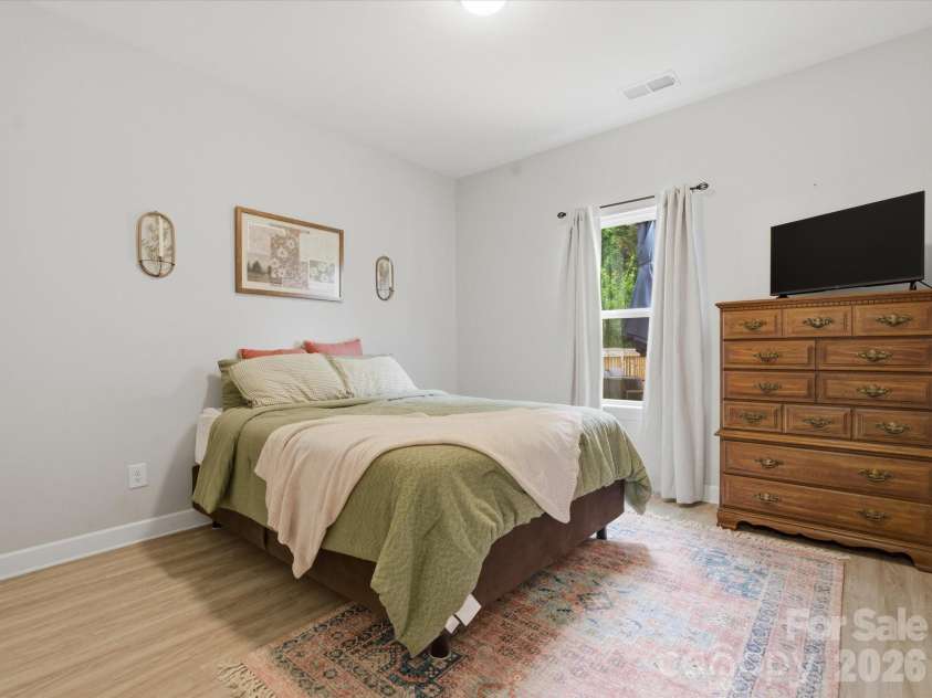 189 Wesley Amaker Road, York, SC 29745.  MLS# CAR4367872, YatesRealty ID 31770. Secondary bedroom