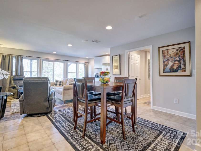 10 Weatherly Way, Lake Wylie, SC 29710.  MLS# CAR4281829, YatesRealty ID 31771. 