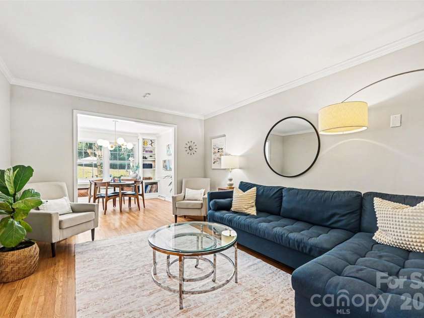 2449 Seth Thomas Road, Charlotte, NC 28210.  MLS# CAR4389244, YatesRealty ID 31772. Living room