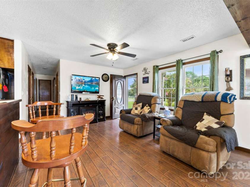 111 Hicks Road, Grover, NC 28073.  MLS# CAR4290582, YatesRealty ID 31774. 