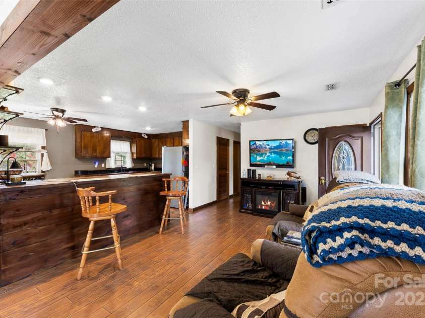 111 Hicks Road, Grover, NC 28073.  MLS# CAR4290582, YatesRealty ID 31774. 