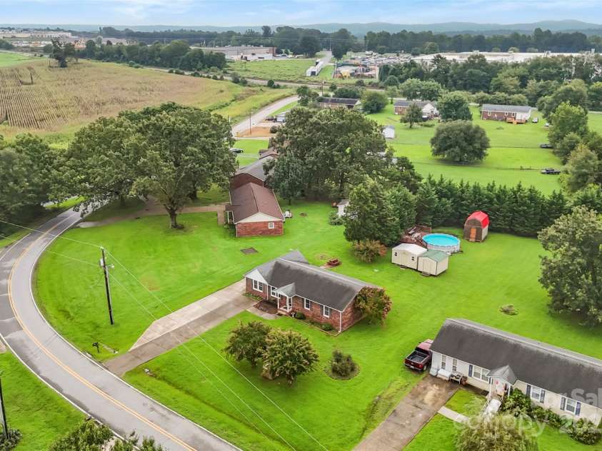 111 Hicks Road, Grover, NC 28073.  MLS# CAR4290582, YatesRealty ID 31774. 
