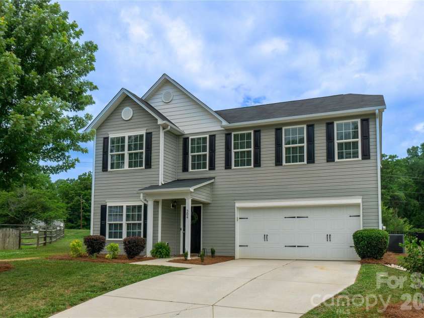 304 Boysenberry Drive, China Grove, NC 28023.  MLS# CAR4391338, YatesRealty ID 31774. 