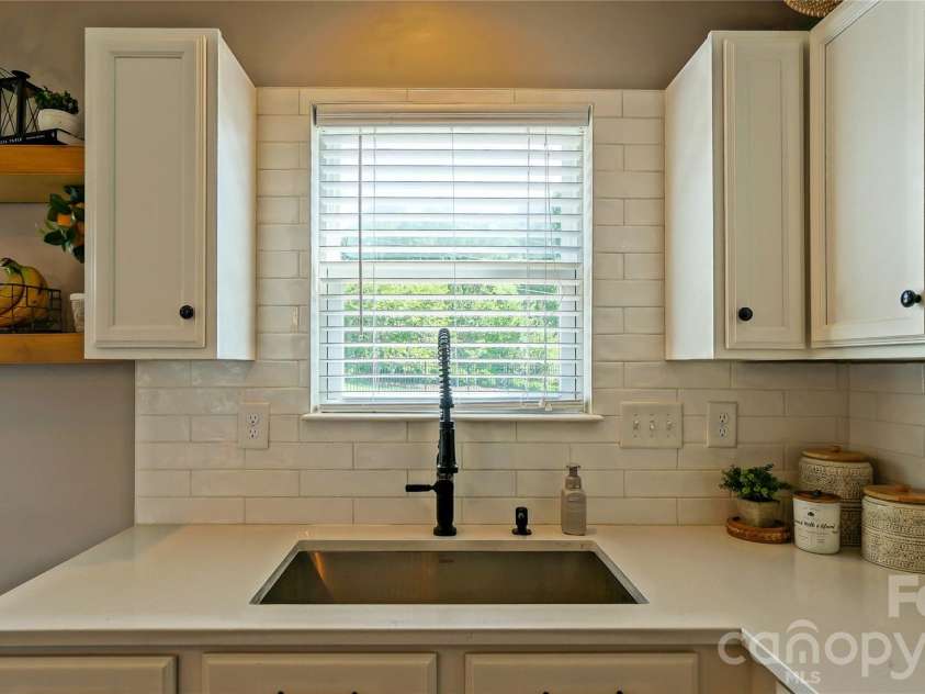 304 Boysenberry Drive, China Grove, NC 28023.  MLS# CAR4391338, YatesRealty ID 31774. 