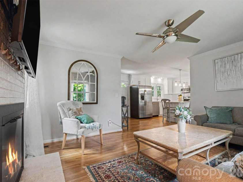 3841 Stokes Avenue, Charlotte, NC 28210.  MLS# CAR4393594, YatesRealty ID 31775. 