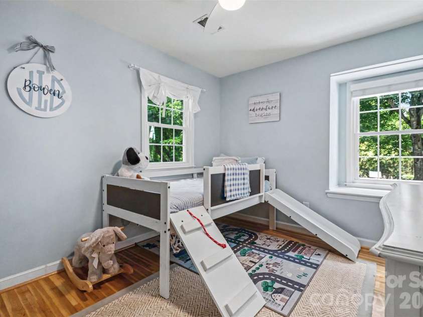 3841 Stokes Avenue, Charlotte, NC 28210.  MLS# CAR4393594, YatesRealty ID 31775. 