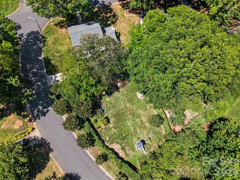 3841 Stokes Avenue, Charlotte, NC 28210.  MLS# CAR4393594, YatesRealty ID 31775. 