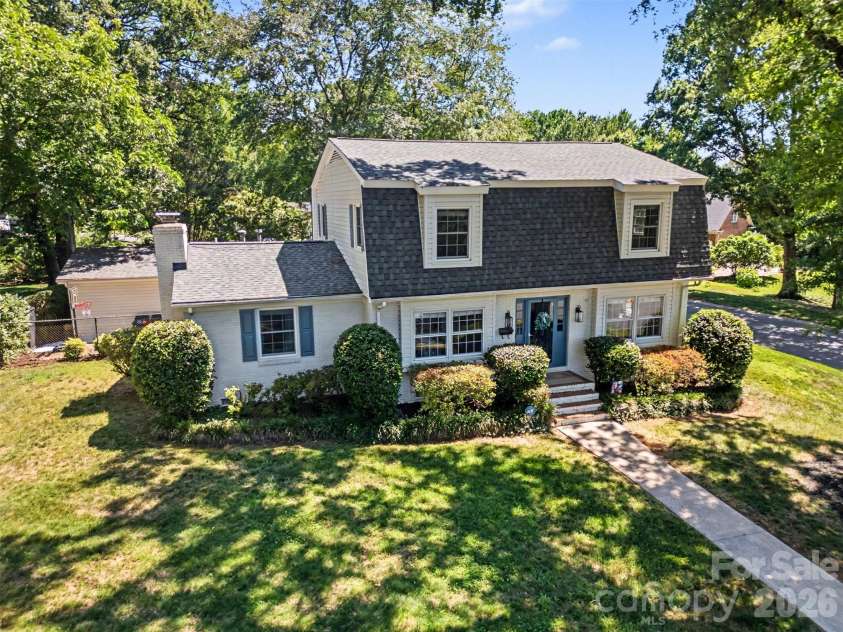 3841 Stokes Avenue, Charlotte, NC 28210.  MLS# CAR4393594, YatesRealty ID 31775. 