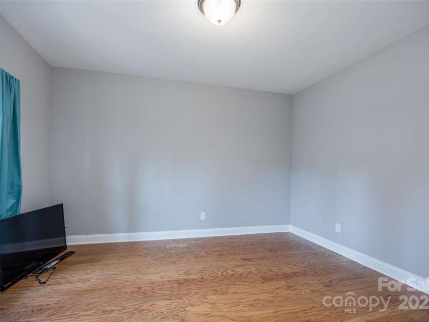 5241 Knopf Drive, Great Falls, SC 29055.  MLS# CAR4291935, YatesRealty ID 31777. 
