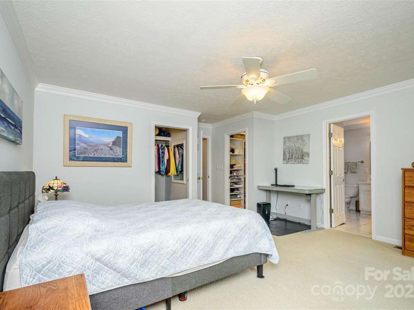 35 Tall Pines Road, Hendersonville, NC 28739.  MLS# CAR4286484, YatesRealty ID 31778. Primary Bedroom