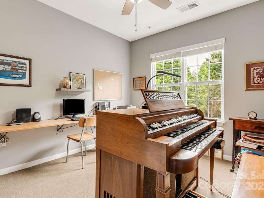 727 Appeldoorn Circle, Asheville, NC 28803.  MLS# CAR4290722, YatesRealty ID 31779. 