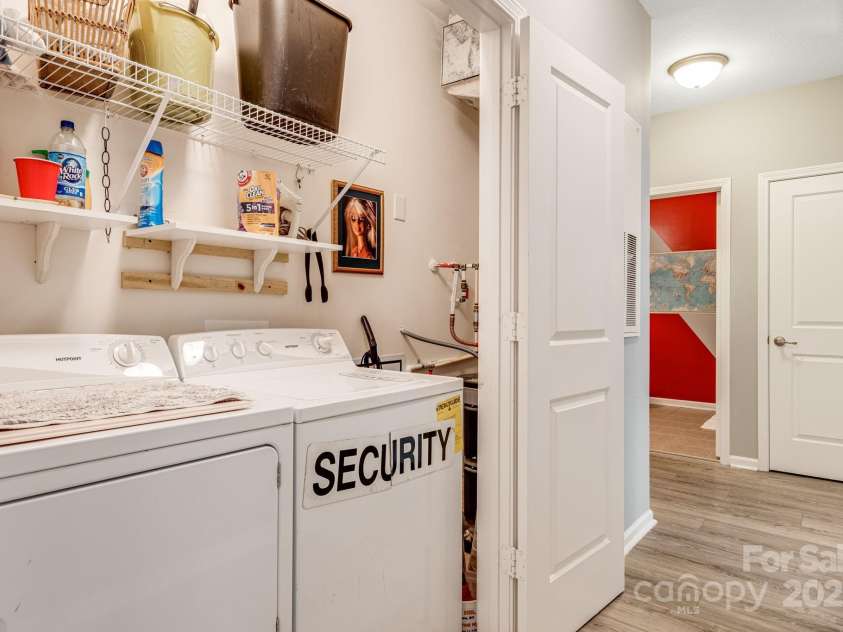 727 Appeldoorn Circle, Asheville, NC 28803.  MLS# CAR4290722, YatesRealty ID 31779. 