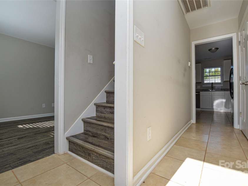 1008 Beaugard Drive, Charlotte, NC 28208.  MLS# CAR4231714, YatesRealty ID 3178. 