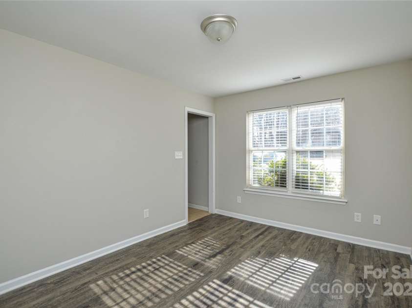 1008 Beaugard Drive, Charlotte, NC 28208.  MLS# CAR4231714, YatesRealty ID 3178. 
