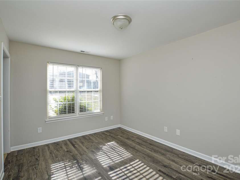 1008 Beaugard Drive, Charlotte, NC 28208.  MLS# CAR4231714, YatesRealty ID 3178. 