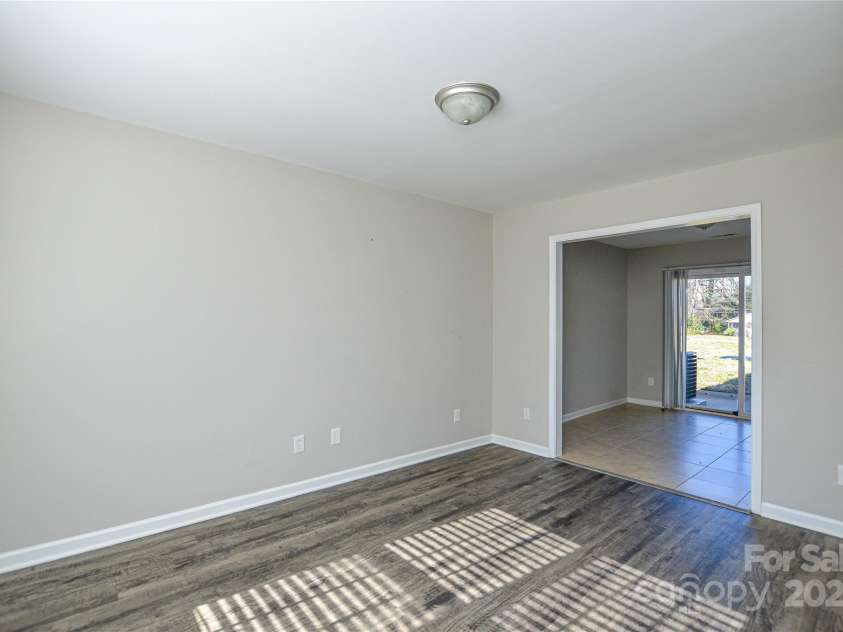 1008 Beaugard Drive, Charlotte, NC 28208.  MLS# CAR4231714, YatesRealty ID 3178. 