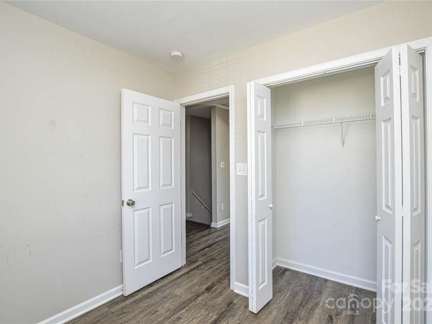 1008 Beaugard Drive, Charlotte, NC 28208.  MLS# CAR4231714, YatesRealty ID 3178. 