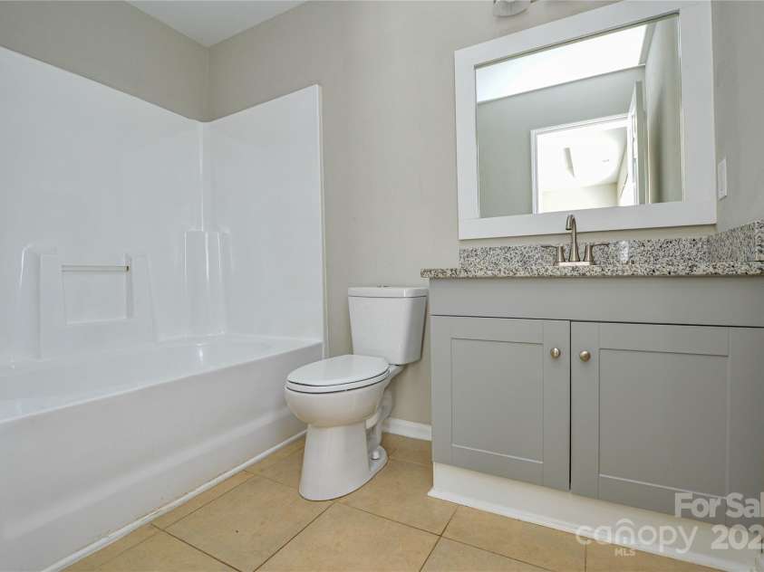 1008 Beaugard Drive, Charlotte, NC 28208.  MLS# CAR4231714, YatesRealty ID 3178. 