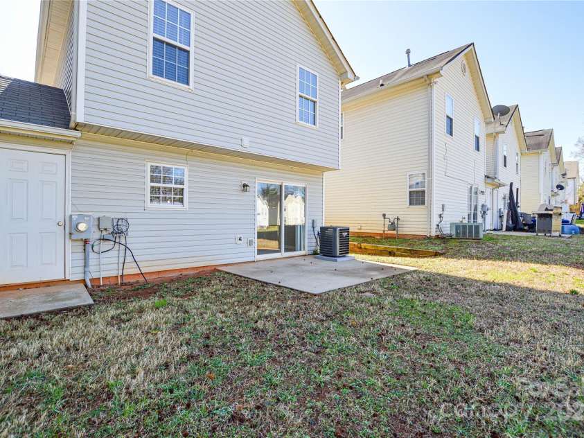 1008 Beaugard Drive, Charlotte, NC 28208.  MLS# CAR4231714, YatesRealty ID 3178. 