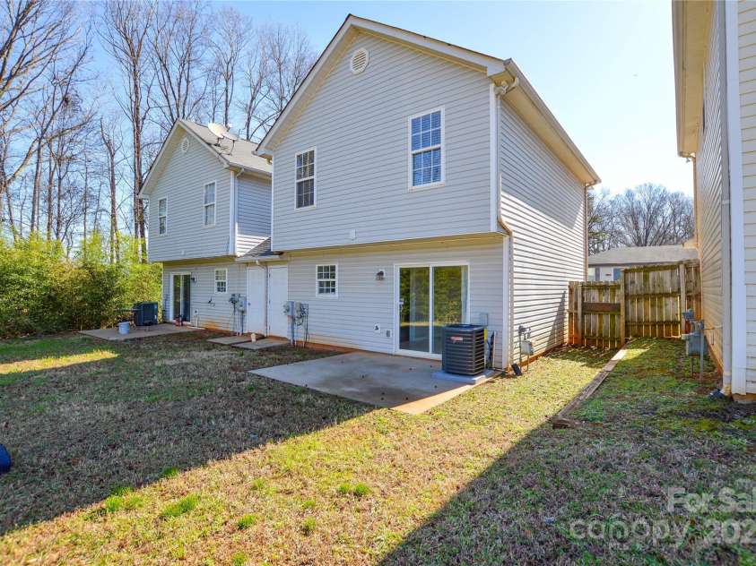 1008 Beaugard Drive, Charlotte, NC 28208.  MLS# CAR4231714, YatesRealty ID 3178. 