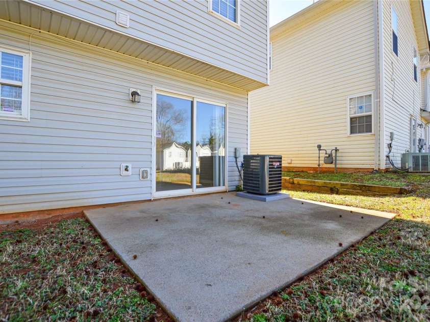 1008 Beaugard Drive, Charlotte, NC 28208.  MLS# CAR4231714, YatesRealty ID 3178. 