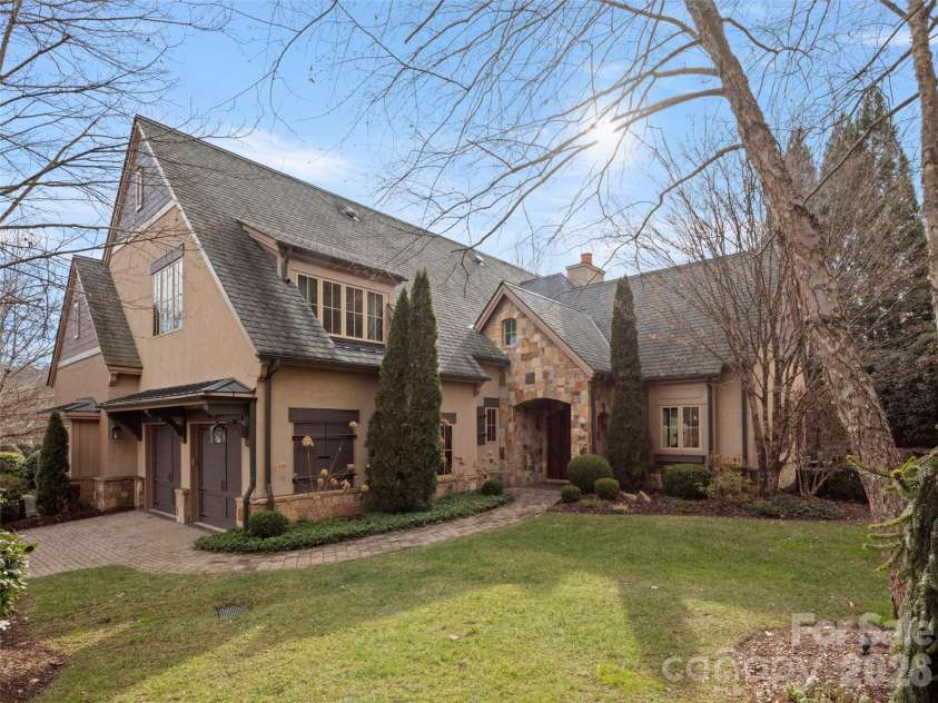 575 Walnut Valley Parkway, Arden, NC 28704.  MLS# CAR4354869, YatesRealty ID 3178. 