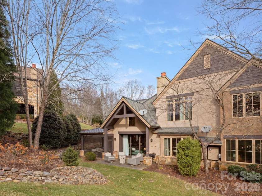 575 Walnut Valley Parkway, Arden, NC 28704.  MLS# CAR4354869, YatesRealty ID 3178. 