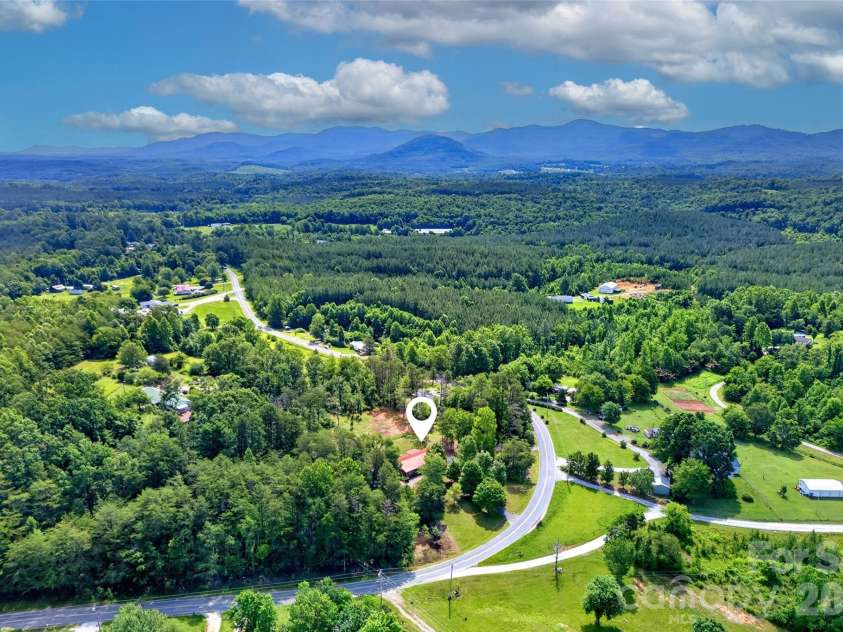 2355 Tatertown Loop, Nebo, NC 28761.  MLS# CAR4395687, YatesRealty ID 31781. 